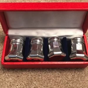 Worcester Pewter S/P shakers